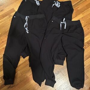 Figs Black High Waisted Jogger Scrub Bottoms with Gray Drawstrings, M